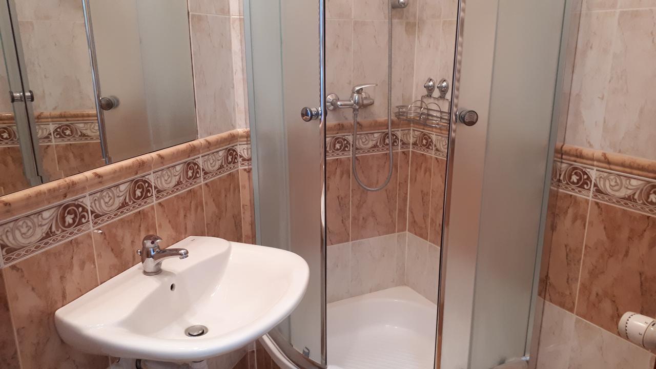 Apartamenty Sienkiewicza10 Łomża Buitenkant foto